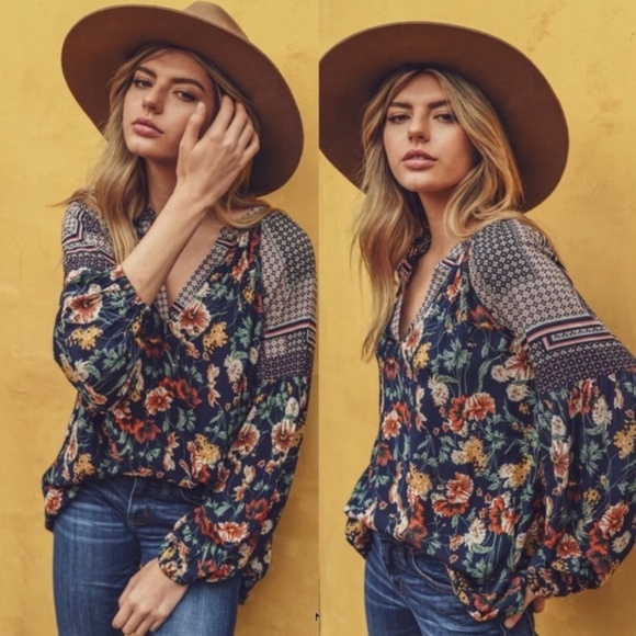 KismetsKloset Tops - LAST ONE ☝️ FLOWER CHILD Boho Floral Blouse